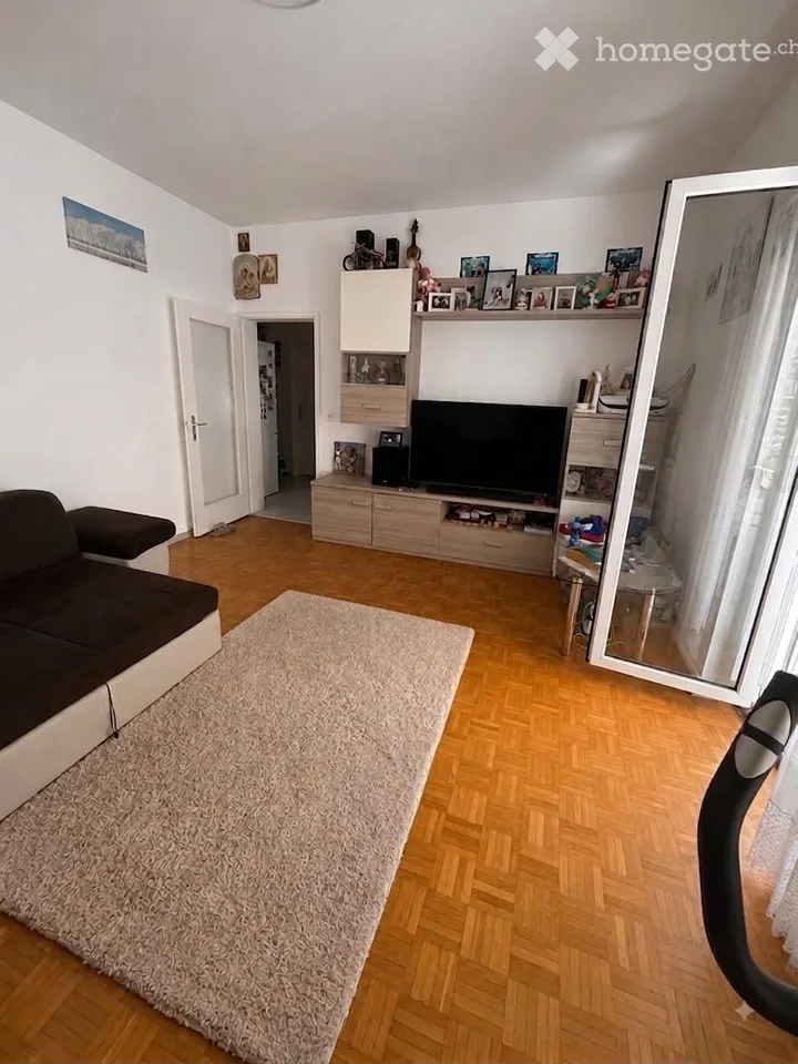 Recherche d'un sous-locataire pour un appartement spacieux et lumineux de 3,5 pièces à Chiasso