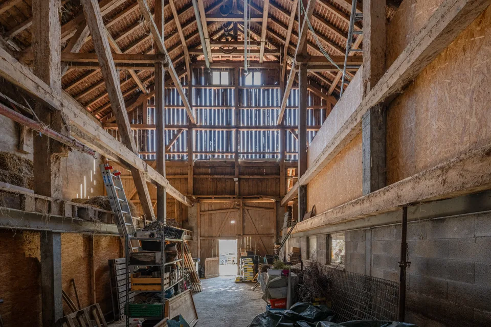 EXKLUSIVITÄT: Altes Bauernhaus mit Potenzial für die Schaffung mehrerer Wohnungen