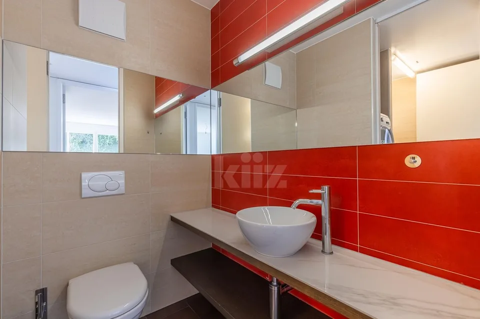 Prachtvolle Wohnung mit Panoramablick auf den See