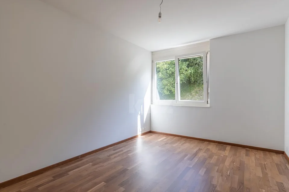 Prachtvolle Wohnung mit Panoramablick auf den See
