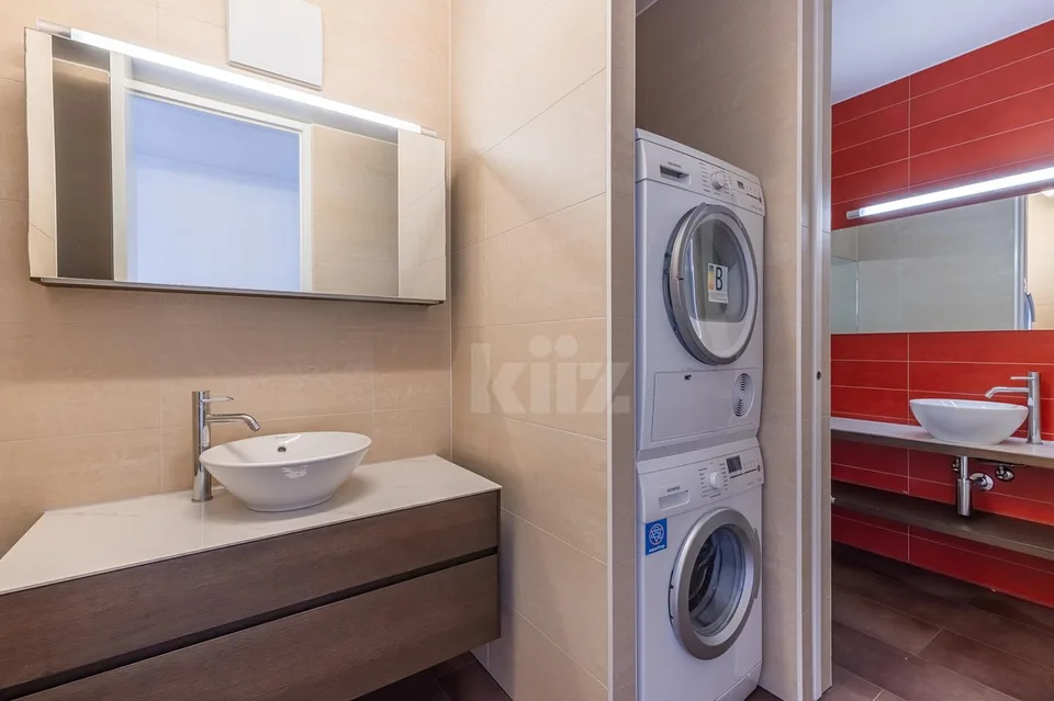 Prachtvolle Wohnung mit Panoramablick auf den See