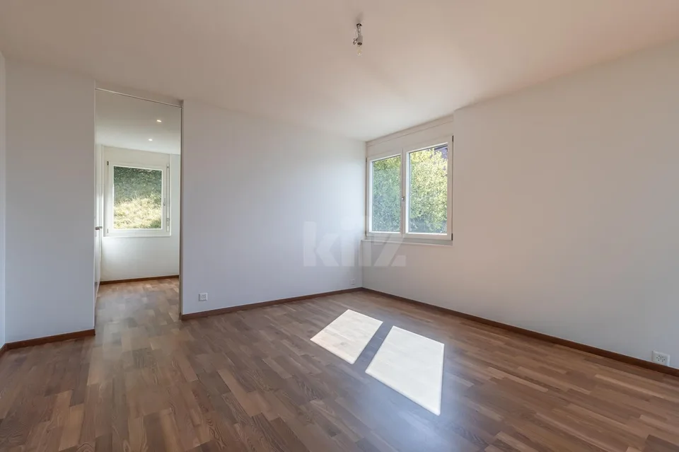Prachtvolle Wohnung mit Panoramablick auf den See
