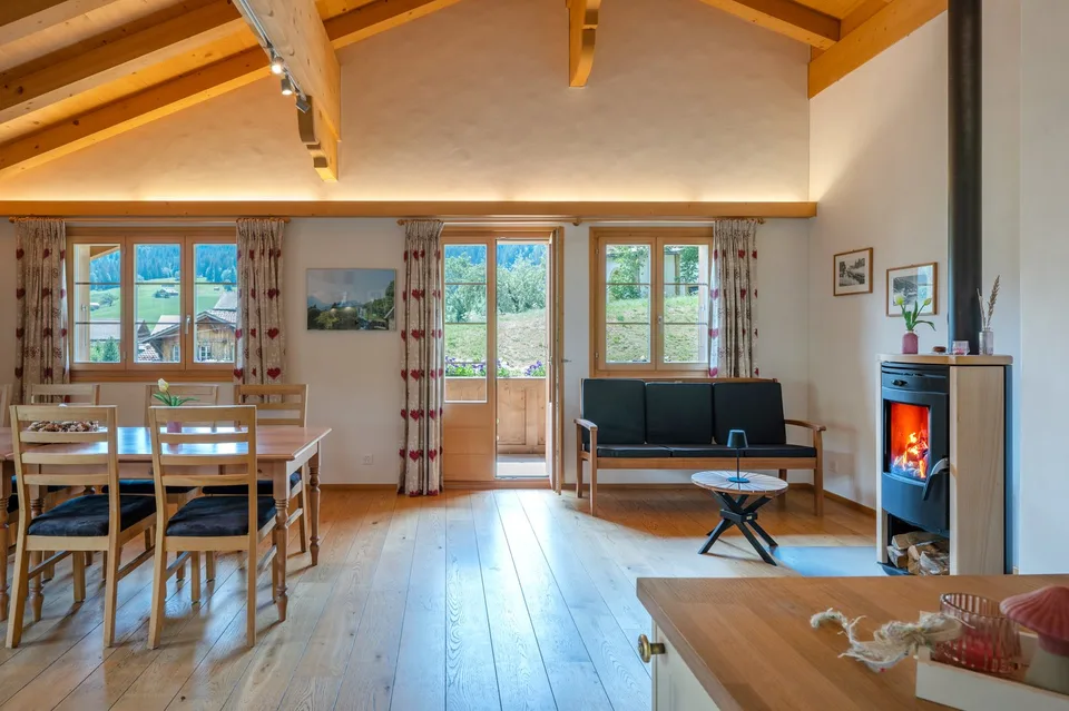 Schöne und moderne 5.5-Zimmer Dachwohnung