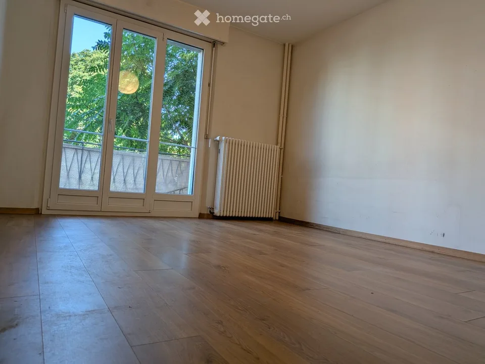 Appartement en Reprise de bail à Thônex avec balcon