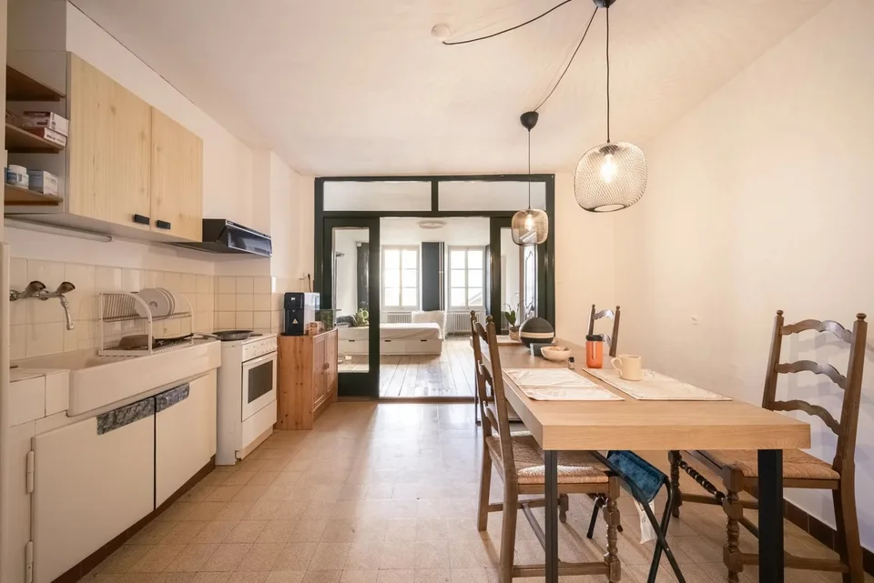 Im Herzen von Lutry, ein typisches Haus mit Garten