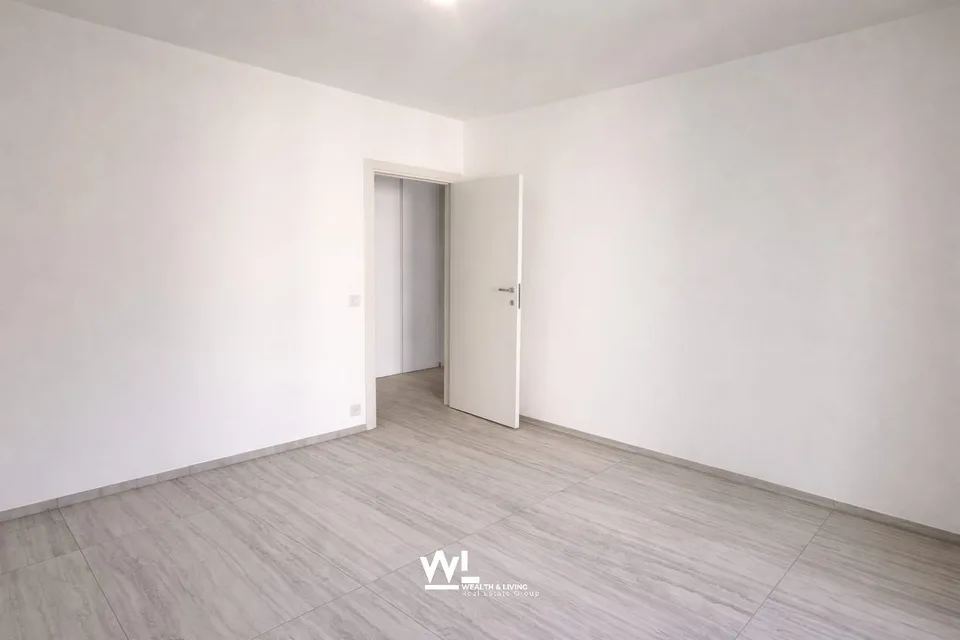 2.5-room apartment, freshly renovated, central in Losone
