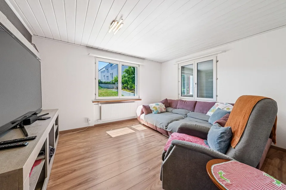 Maison unifamiliale de 4,5 pièces avec garage double à vendre à Oberbipp