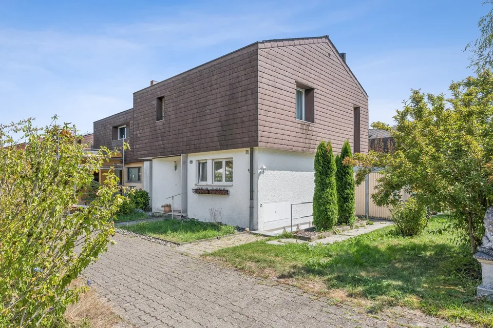 Ein Zuhause mit Charme und Gartenidylle