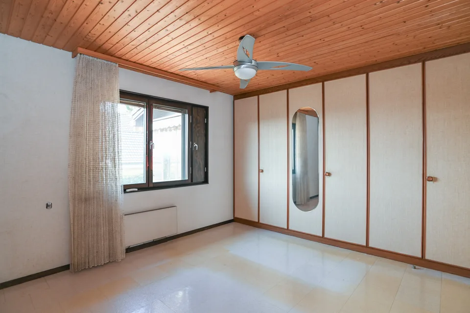 Einfamilienhaus mit grossem Garten an guter Lage