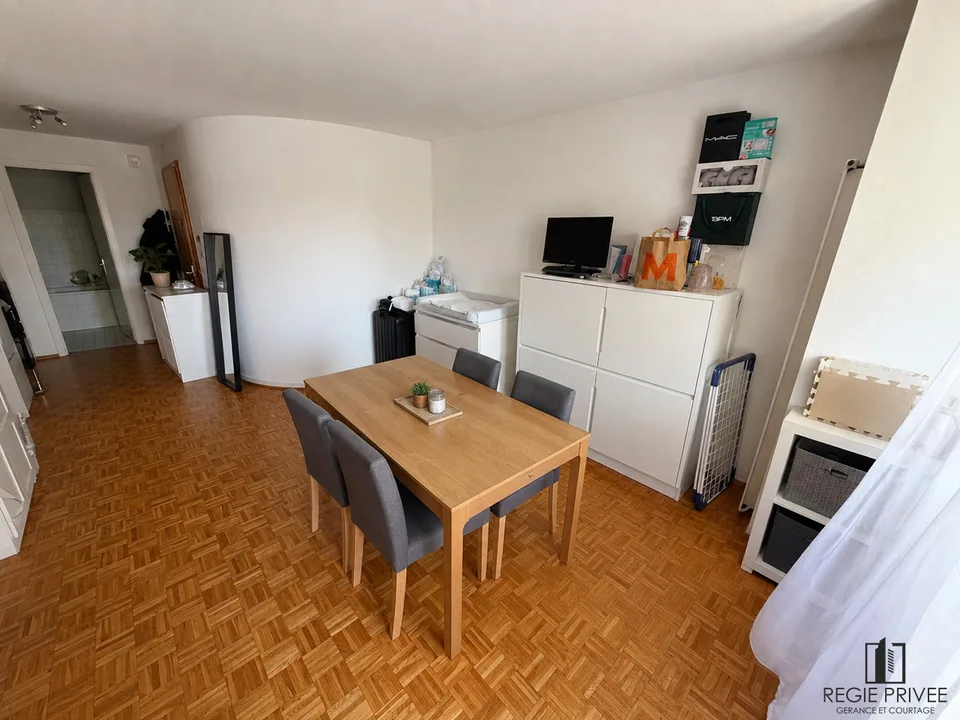Appartamento di due locali al 4° piano