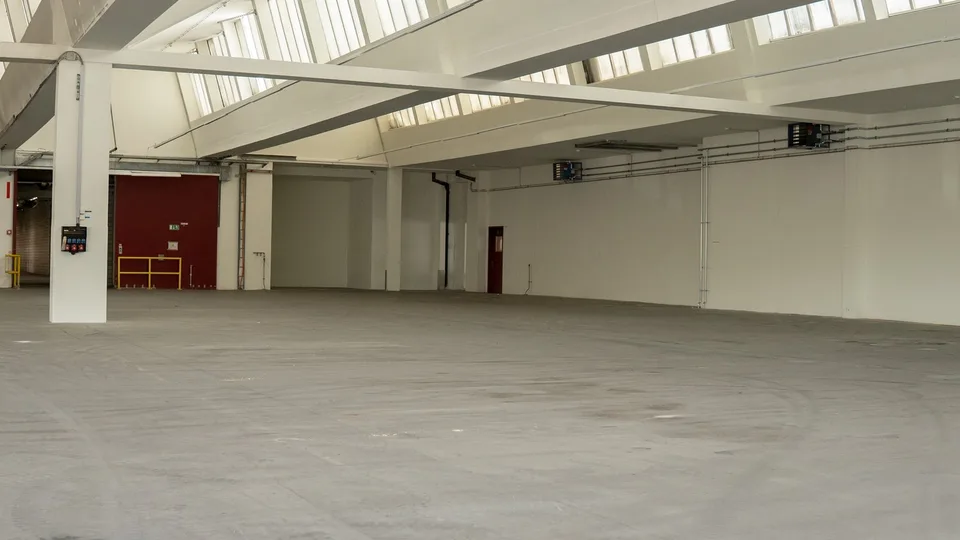 Vielseitige Gewerbe- und Lagerfläche an zentraler Lage in Zofingen