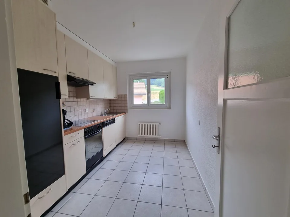 Appartamento a Les Geneveys-sur-Coffrane con carattere di villaggio