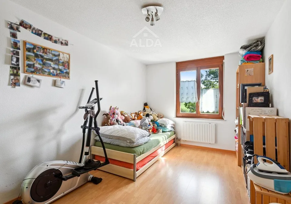 Appartement 3.5 pièces avec balcon sud et vue, Plasselb
