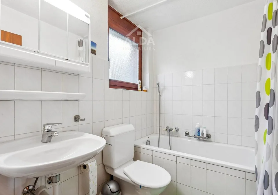 Appartement 3.5 pièces avec balcon sud et vue, Plasselb