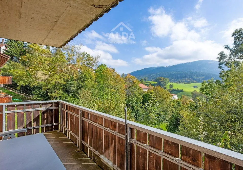 Appartement 3.5 pièces avec balcon sud et vue, Plasselb