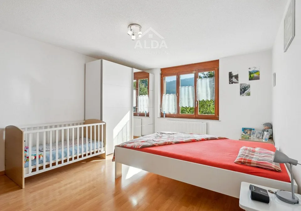 Appartement 3.5 pièces avec balcon sud et vue, Plasselb