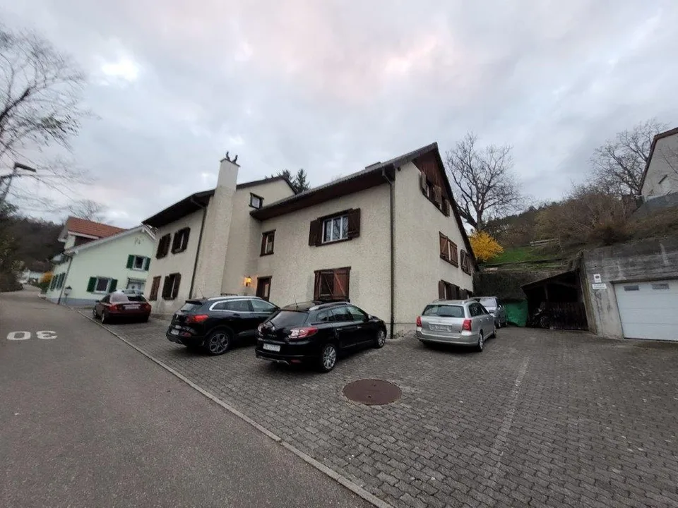 Geräumige 4.5-Zimmer-Wohnung im Erdgeschoss in Zwingen – ab sofort verfügbar!