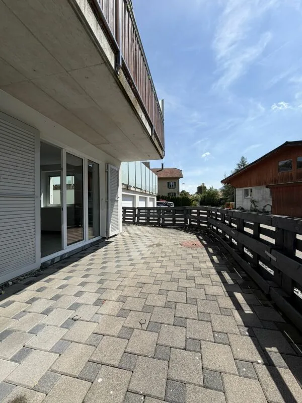 Tavannes, magnifico appartamento di 3.5 locali al piano terra con terrazza