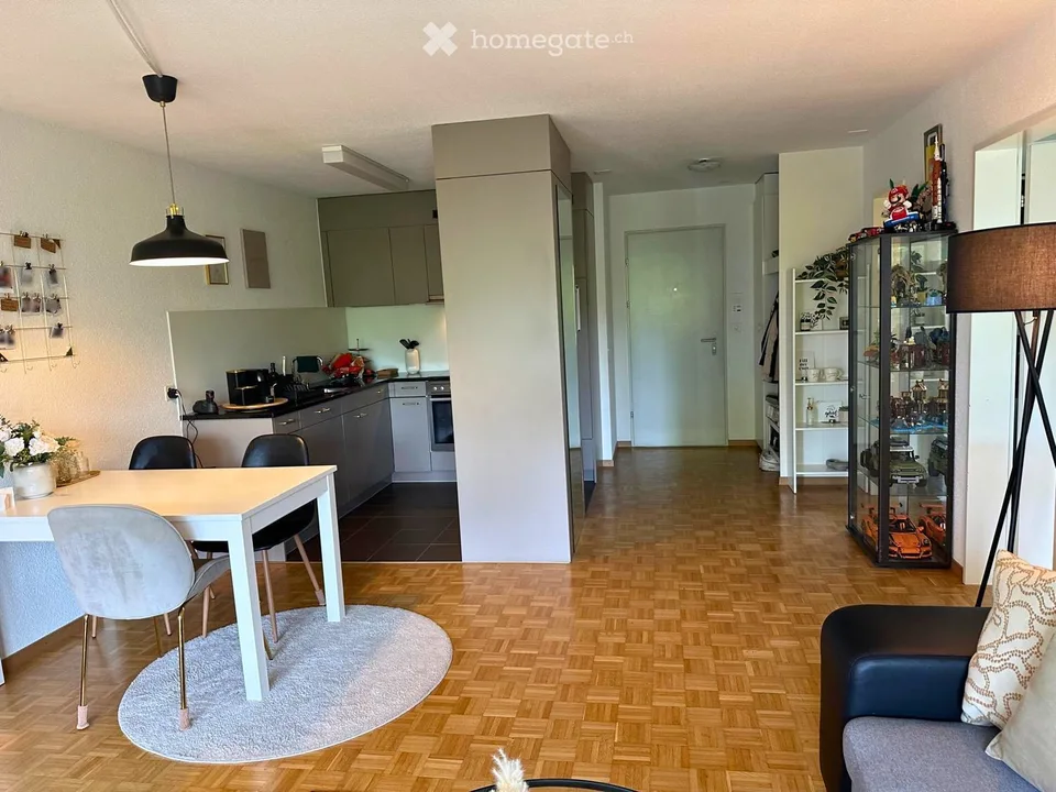 Bright 2.5-room apartment with balcony and beautiful view in Steffisburg