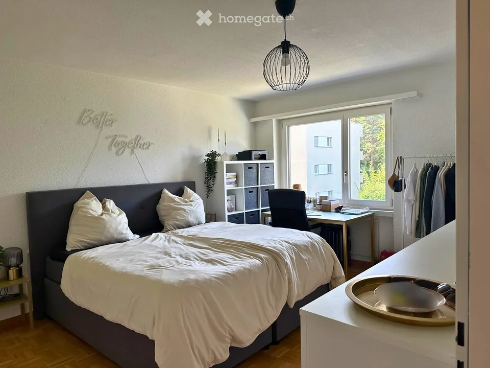 Bright 2.5-room apartment with balcony and beautiful view in Steffisburg