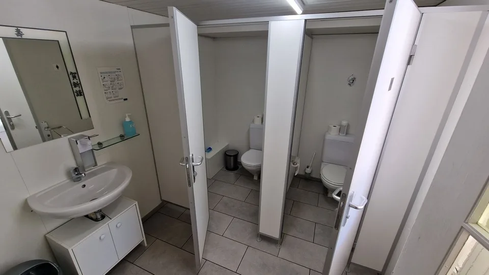 Gewerberäumlichkeiten à 256 m² im EG