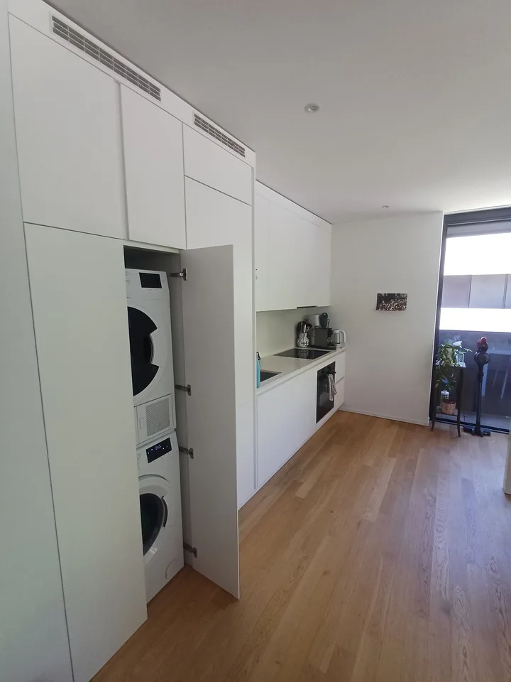 Appartement lumineux de 2 pièces avec balcon à Minusio