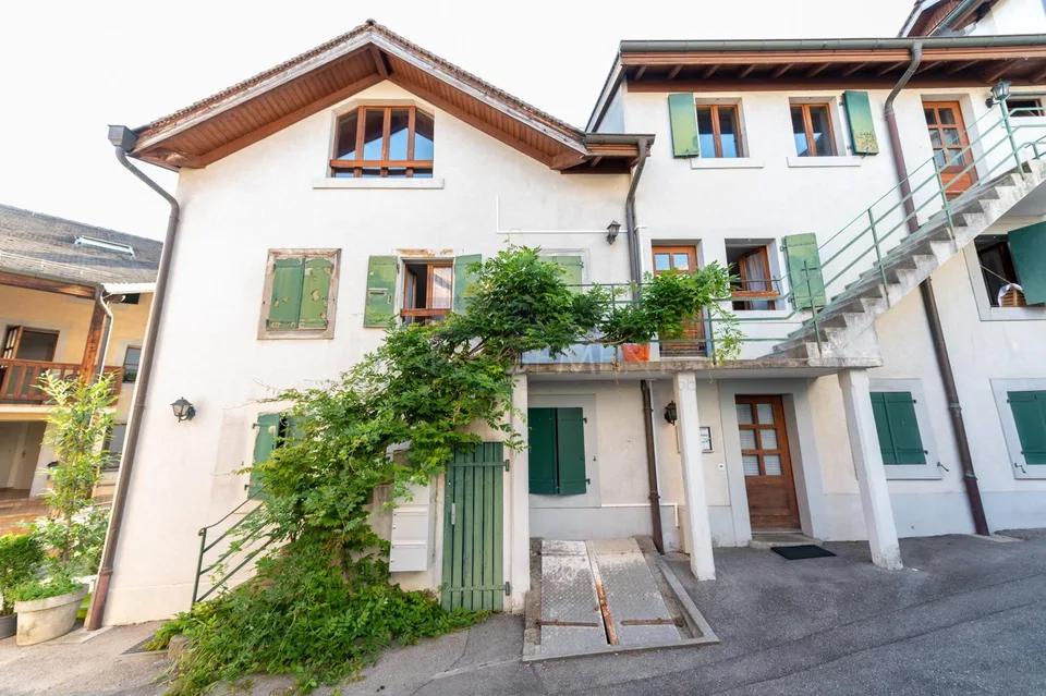 Rue du Gothard ? 4 pièces d'env. 54 m² au rez-de-chaussée