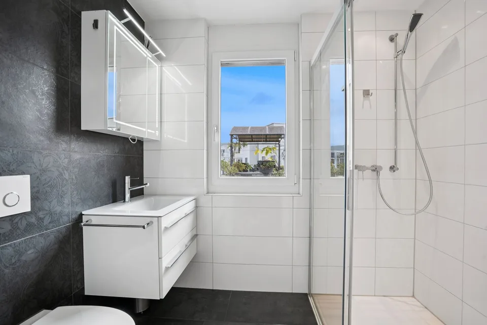 Exclusive 4.5-room attic apartment near Bülach