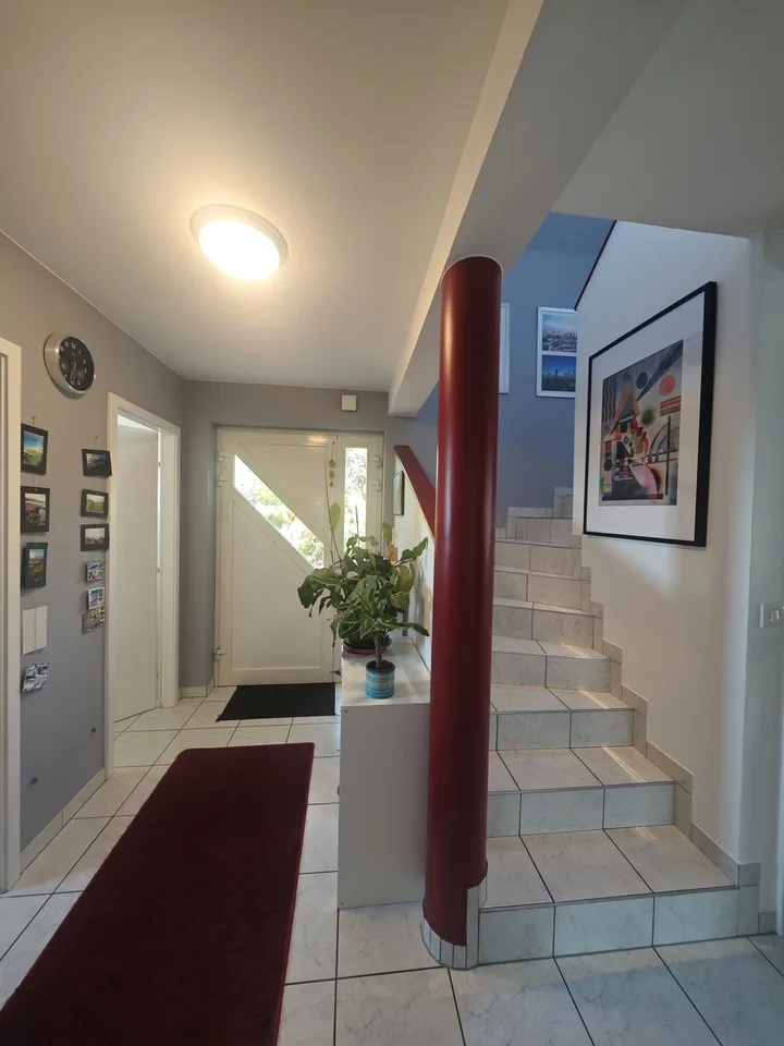 Le charme d'une maison familiale avec piscine dans un secteur privilégié