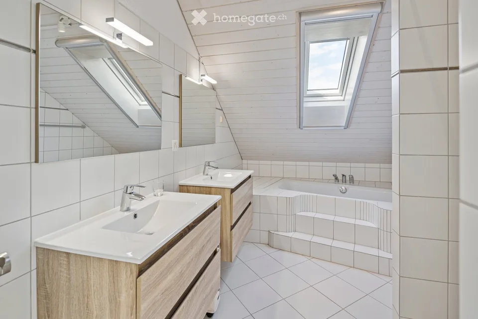 Well maintained 7.5-Room Single Family Home  perfectly located between Zürich and Zug