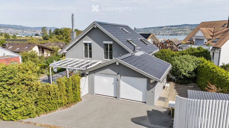 Well maintained 7.5-Room Single Family Home  perfectly located between Zürich and Zug