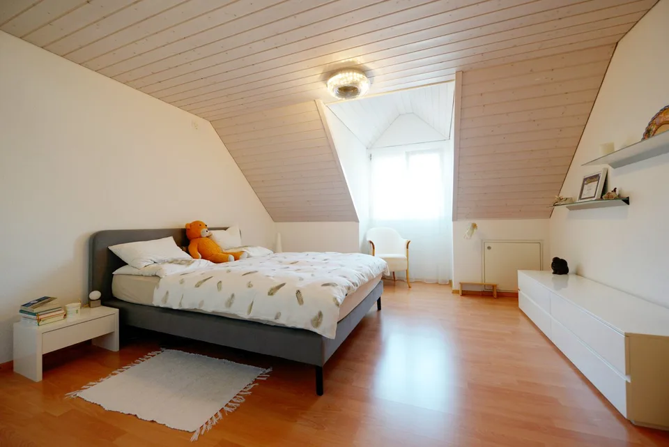 Sonnige 5.5-Zimmer-Wohnung mit Balkon in Mörschwil
