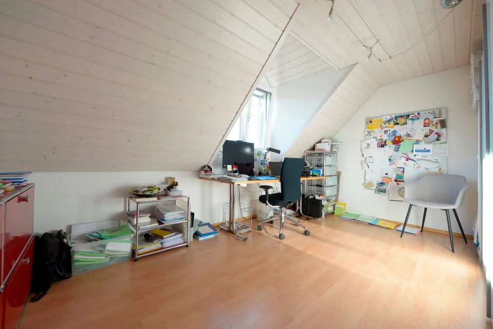Sonnige 5.5-Zimmer-Wohnung mit Balkon in Mörschwil