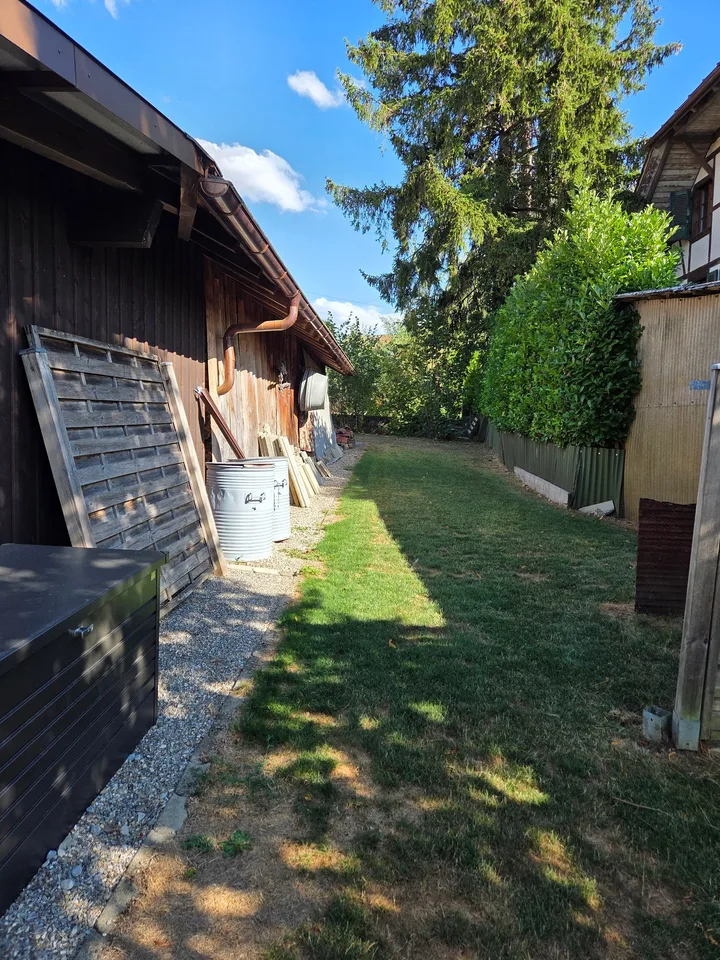 Grosszügige 5-Zimmer-Maisonettewohnung mit Garten und traumhafter Seesicht