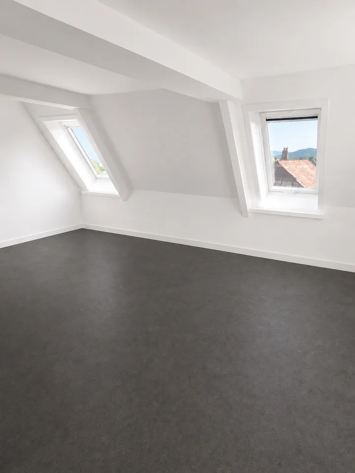 Grosszügige 5-Zimmer-Maisonettewohnung mit Garten und traumhafter Seesicht