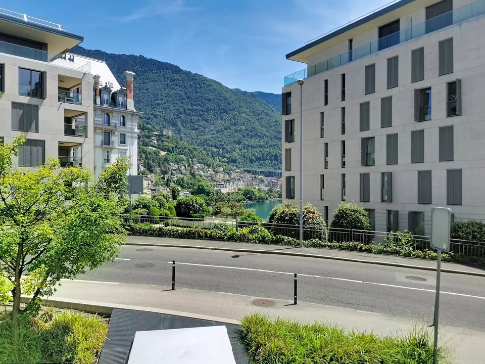 Blick auf den See im Herzen von Montreux