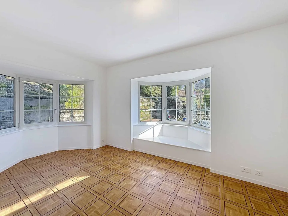 4.5 pièces de 147 m2 avec grande terrasse et jardin privatif