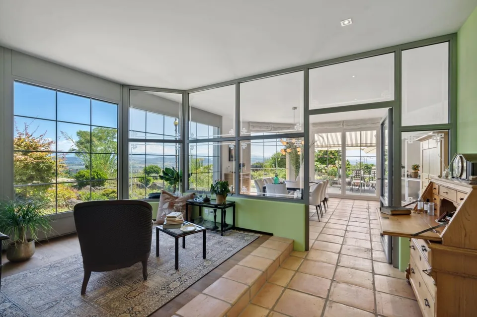 11-room villa with pool and panoramic lake view in Bellerive for sale