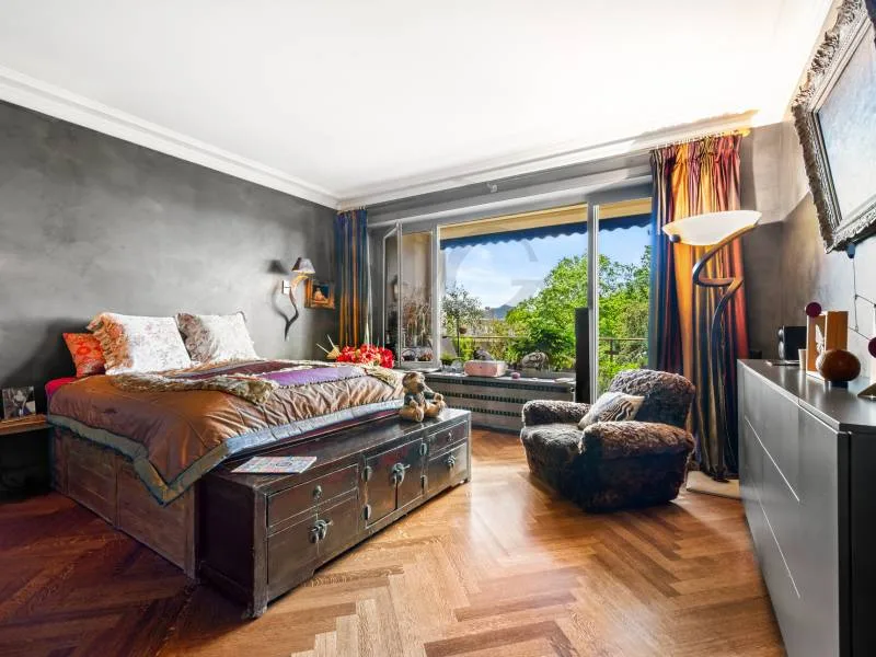 Appartement mit Seeblick und privatem Pool