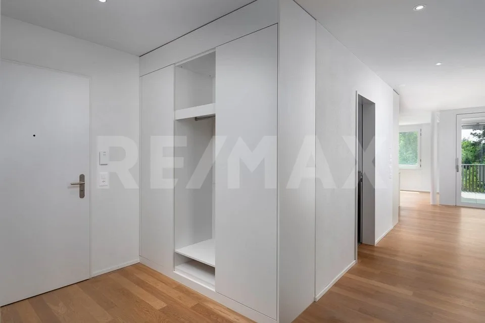 Two sunny sides, one home - Your new 4.5-room apartment in Fahrwangen