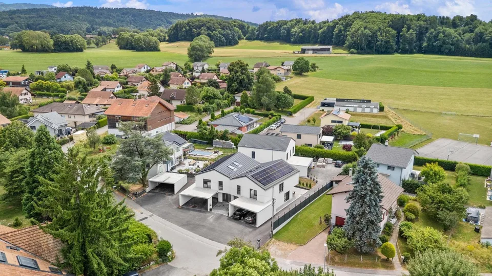 Splendide villa mitoyenne de 5.5 pièces