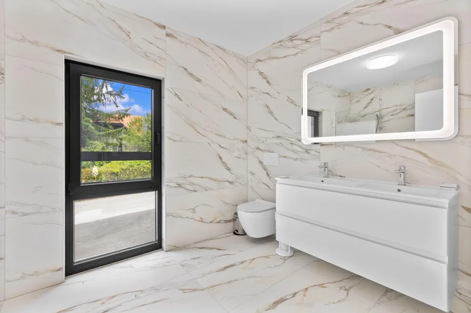 Splendide villa mitoyenne de 5.5 pièces