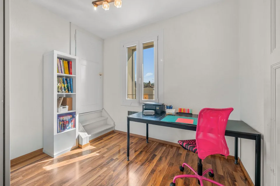 Schönes Einfamilienhaus + unabhängiges Studio - idealer Standort in der Nähe der Innenstadt