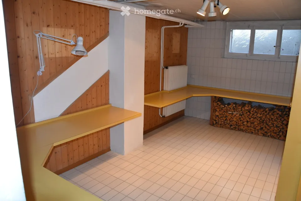 Charming semi-detached single-family house in Spiegel b. Bern – 6.5 rooms with garden and balcony
