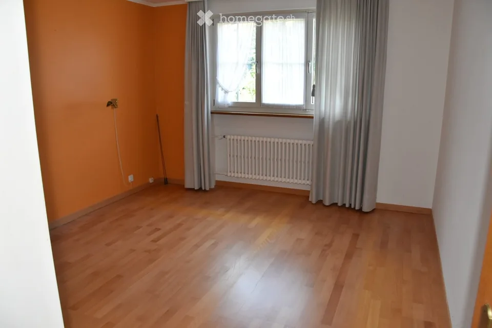 Charming semi-detached single-family house in Spiegel b. Bern – 6.5 rooms with garden and balcony