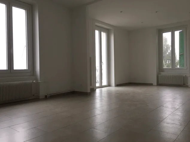 Charming 3-room apartment with balcony in Peseux