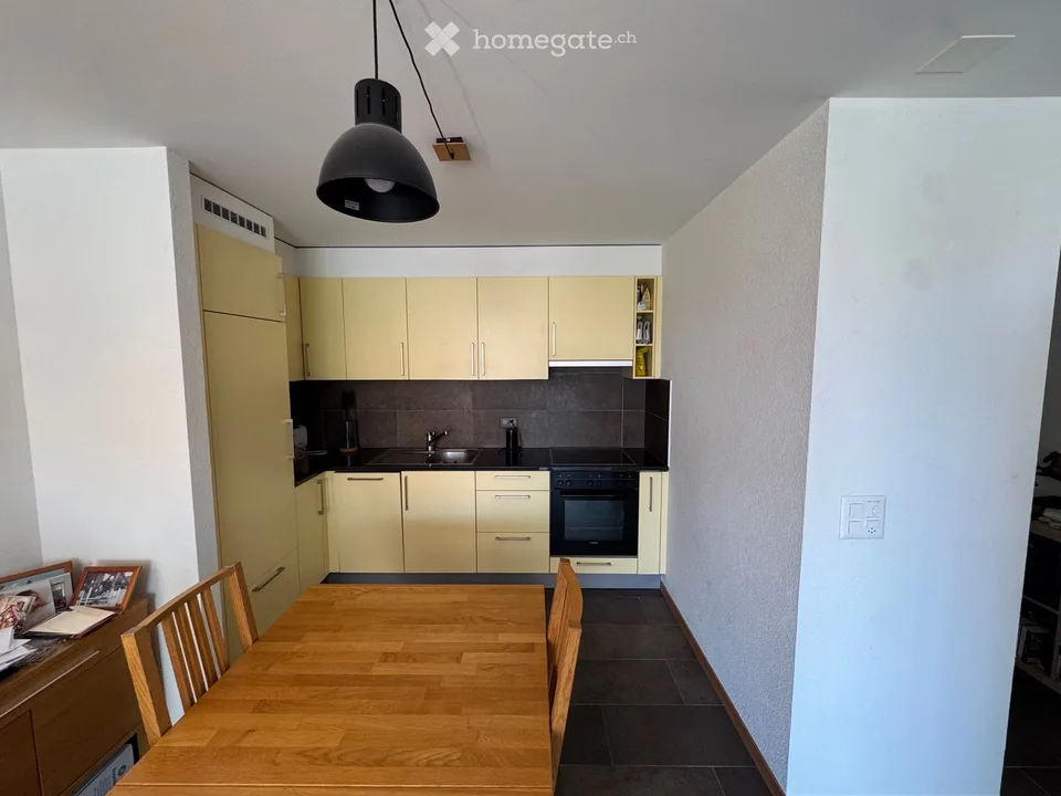 2,5 Zimmer mit Balkon