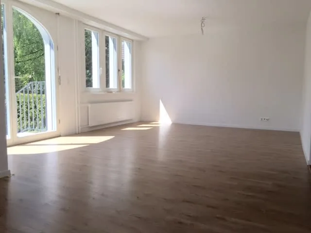Sonnige 3,5 Zimmer- Garten Wohnung, wohnen wie im Einfamlilienhaus