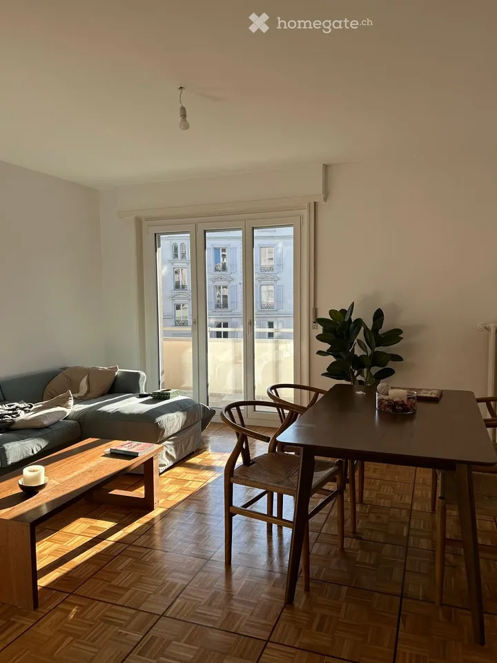 4-Room Apartment with Balcony in the Heart of Lausanne (Sous Gare)