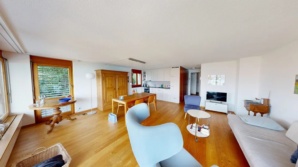 2.5-room apartment with lake view in Gunten